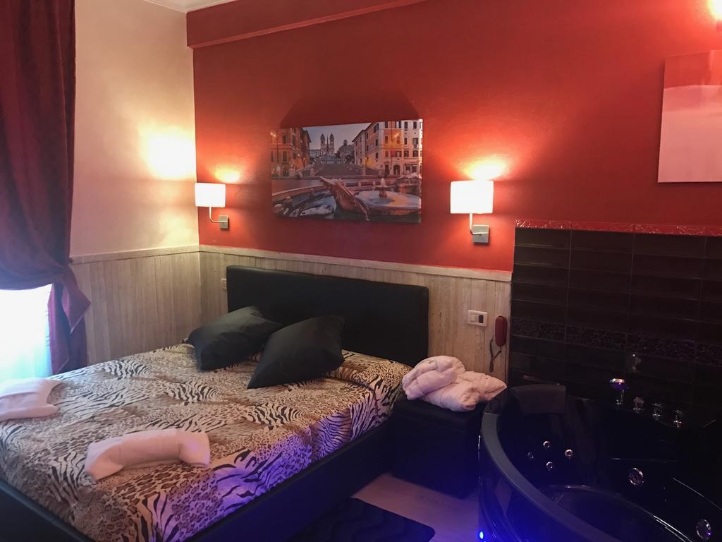 רומא Hotel Pyramid מראה חיצוני תמונה